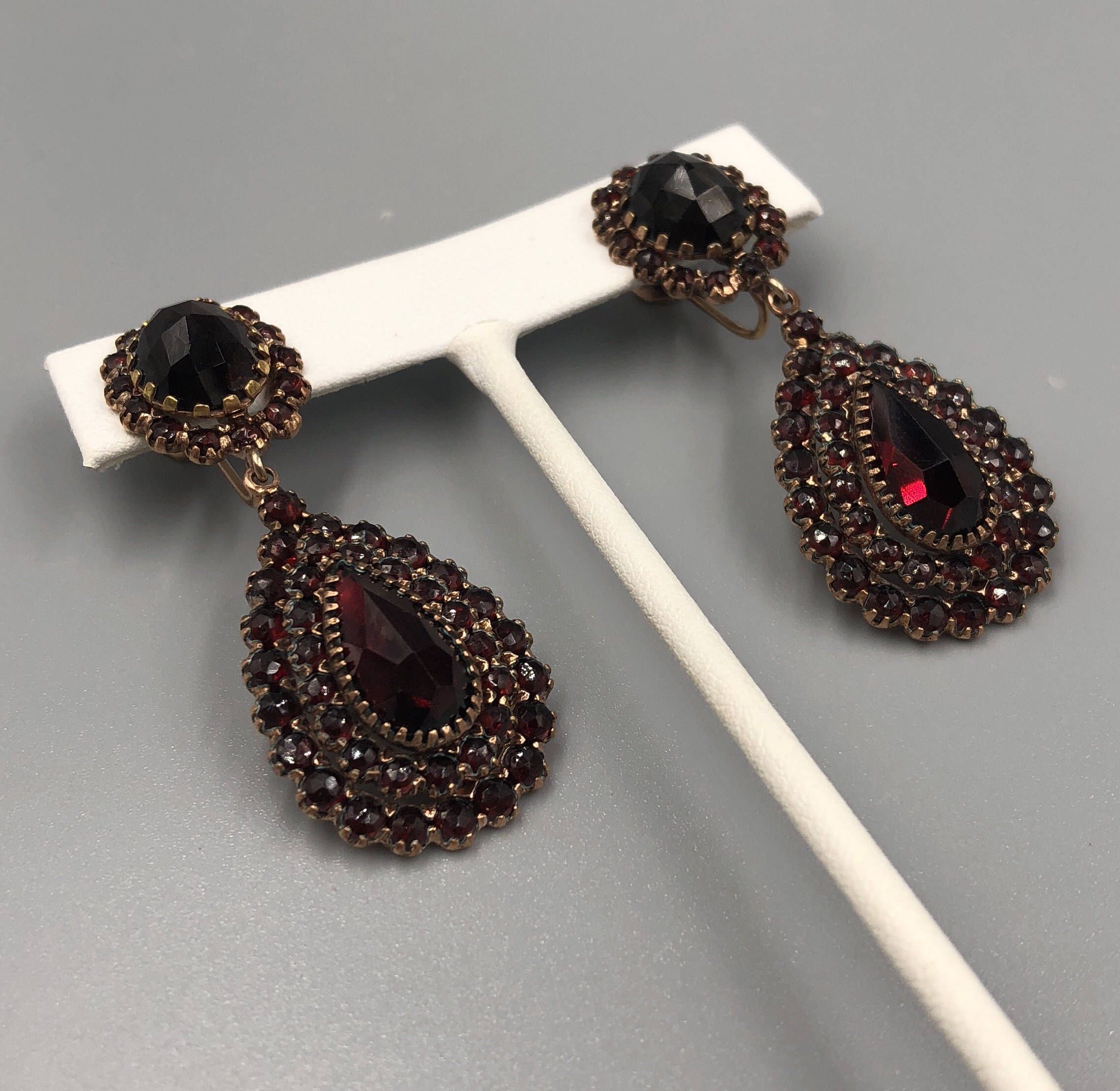 Vintage 2025 garnet earrings