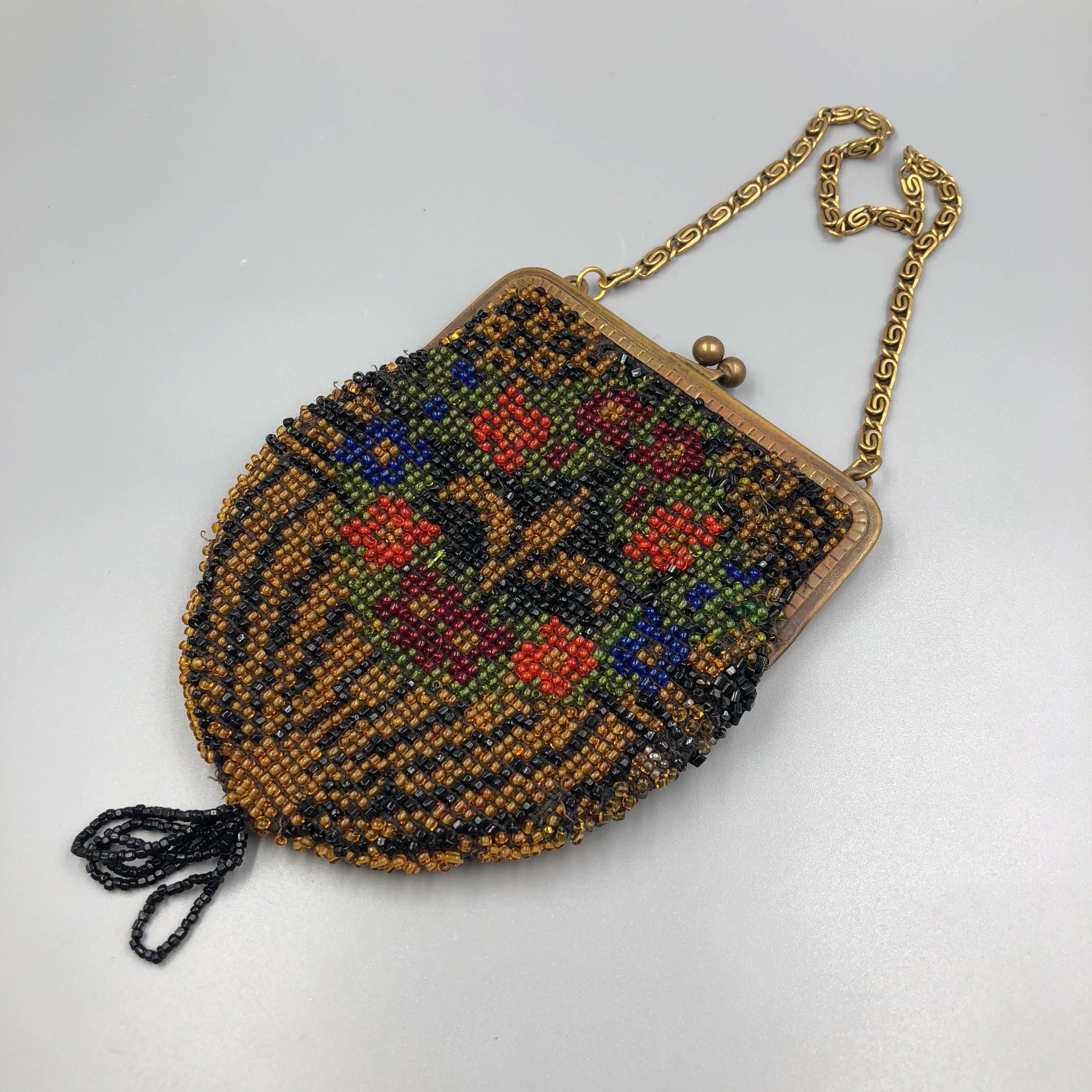 Art Deco Beaded Purse with Beaded Loop Tassel