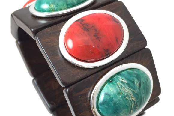 Vintage Red & Green Swirled Lucite Cabs on Wood Stretch Bracelet