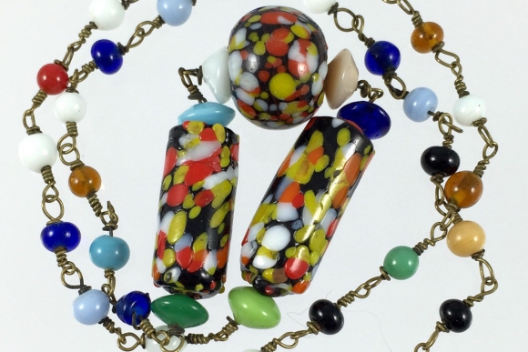 Art Deco Glass Bead Necklace - Vintage 1920s Venetian Murano Glass