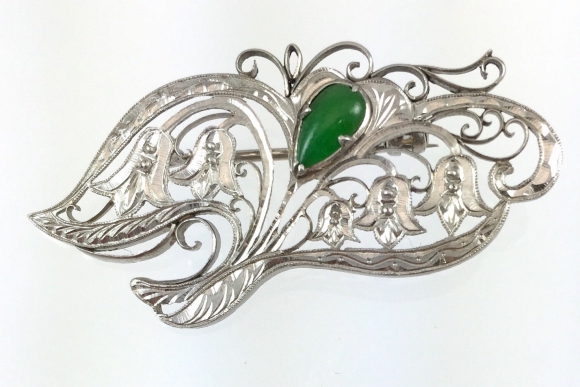 Art Deco Bright Cut Engraved Sterling Jade Brooch - 1920s Chinese Silver