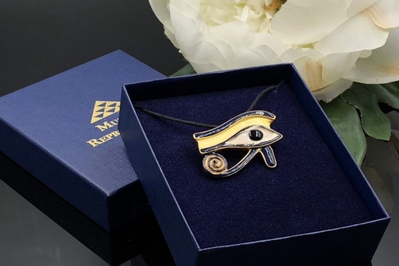 Museum Reproductions Egyptian Revival Eye of Horus Pendant Brooch with Original Box