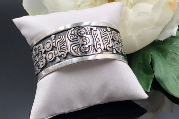 Los Ballesteros Sterling Silver Cuff Bracelet