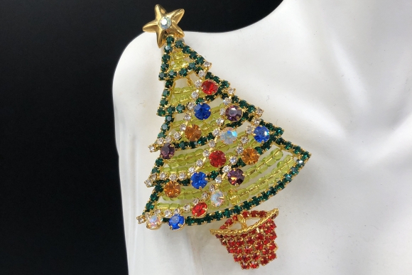 Large Christmas Tree Brooch, Stand Alone Tree