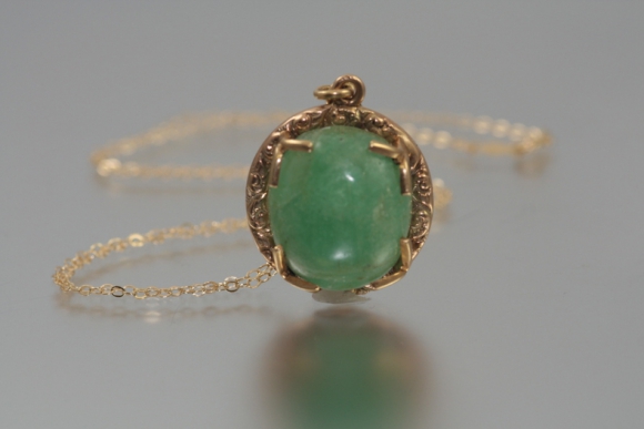 Victorian Natural Emerald Cabochon Pendant Necklace