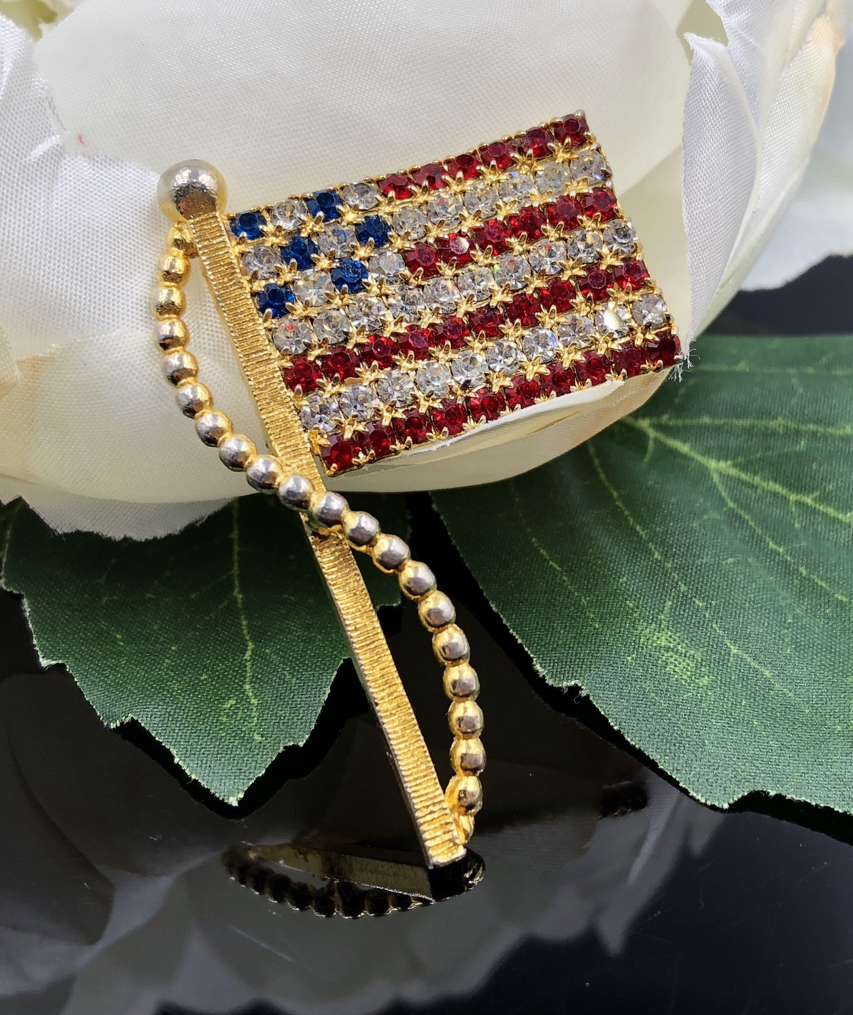 Vintage USA Flag Rhinestone Brooch