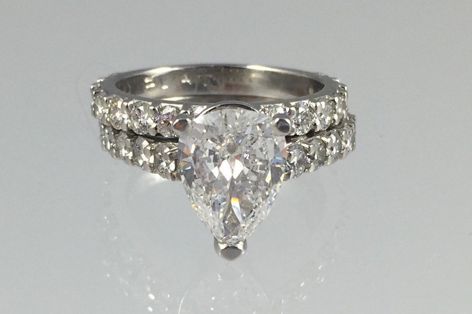 Platinum 2.20Ct Teardrop Cut Diamond Engagement Ring with Diamond Band