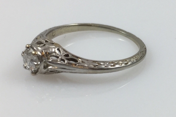 18K Art Deco Filigree .25Ct Diamond Engagement Ring - Vintage 1920s ...