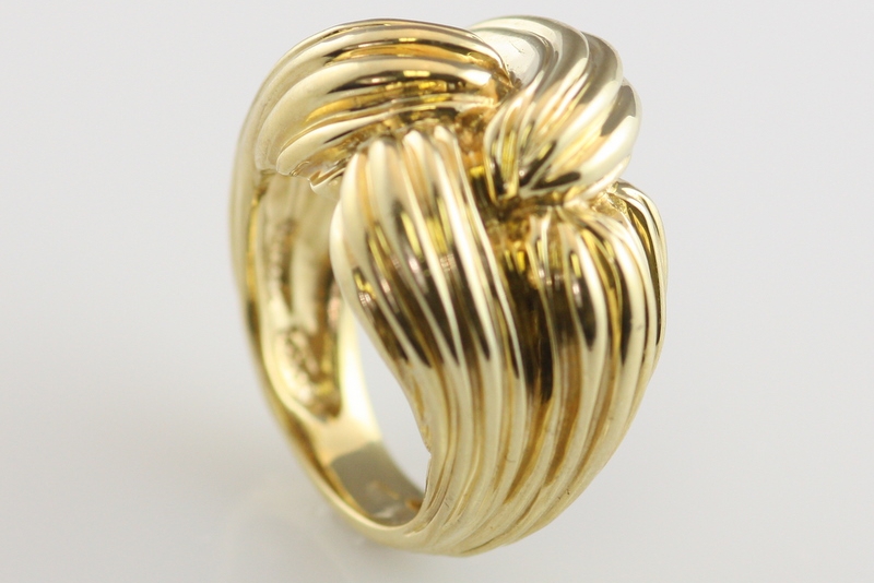Fabulous Twisted Gold Knot Ring